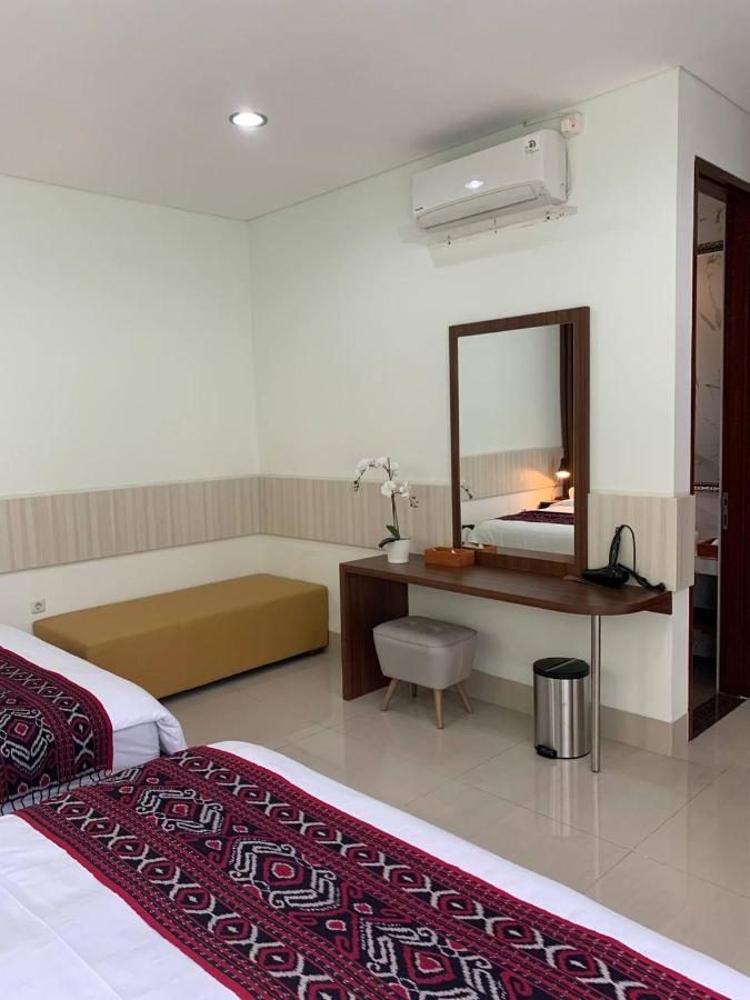 Platinum Dago Resort Villa 15Px Private Pool Bandung Bengkok Kültér fotó