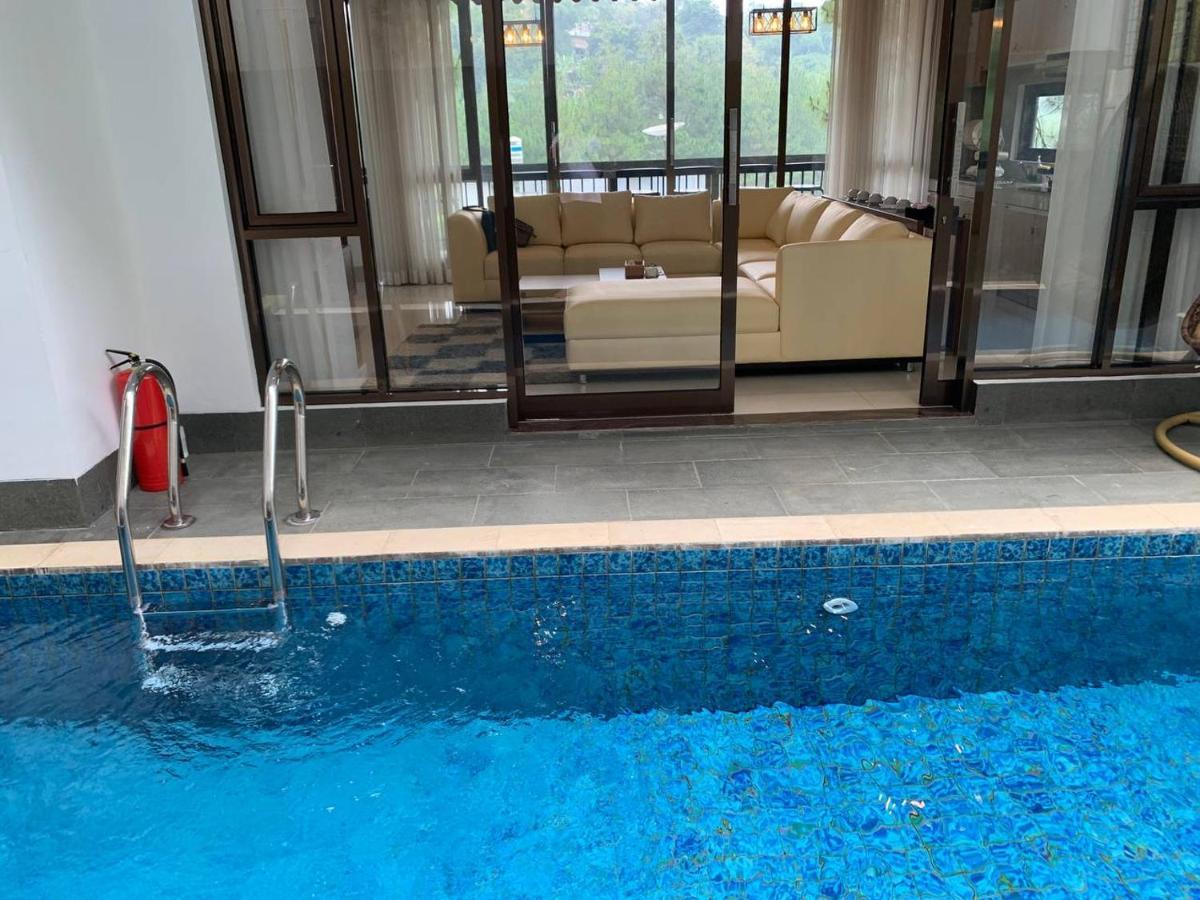 Platinum Dago Resort Villa 15Px Private Pool Bandung Bengkok Kültér fotó